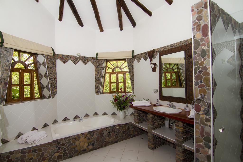 Las Casitas Del Arco Iris Urubamba Exterior photo